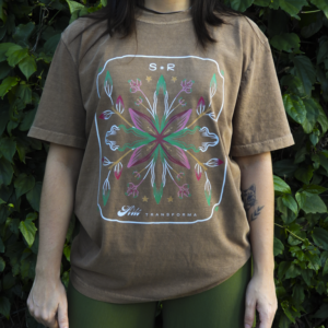 Camiseta Estampada "Arte Transforma"